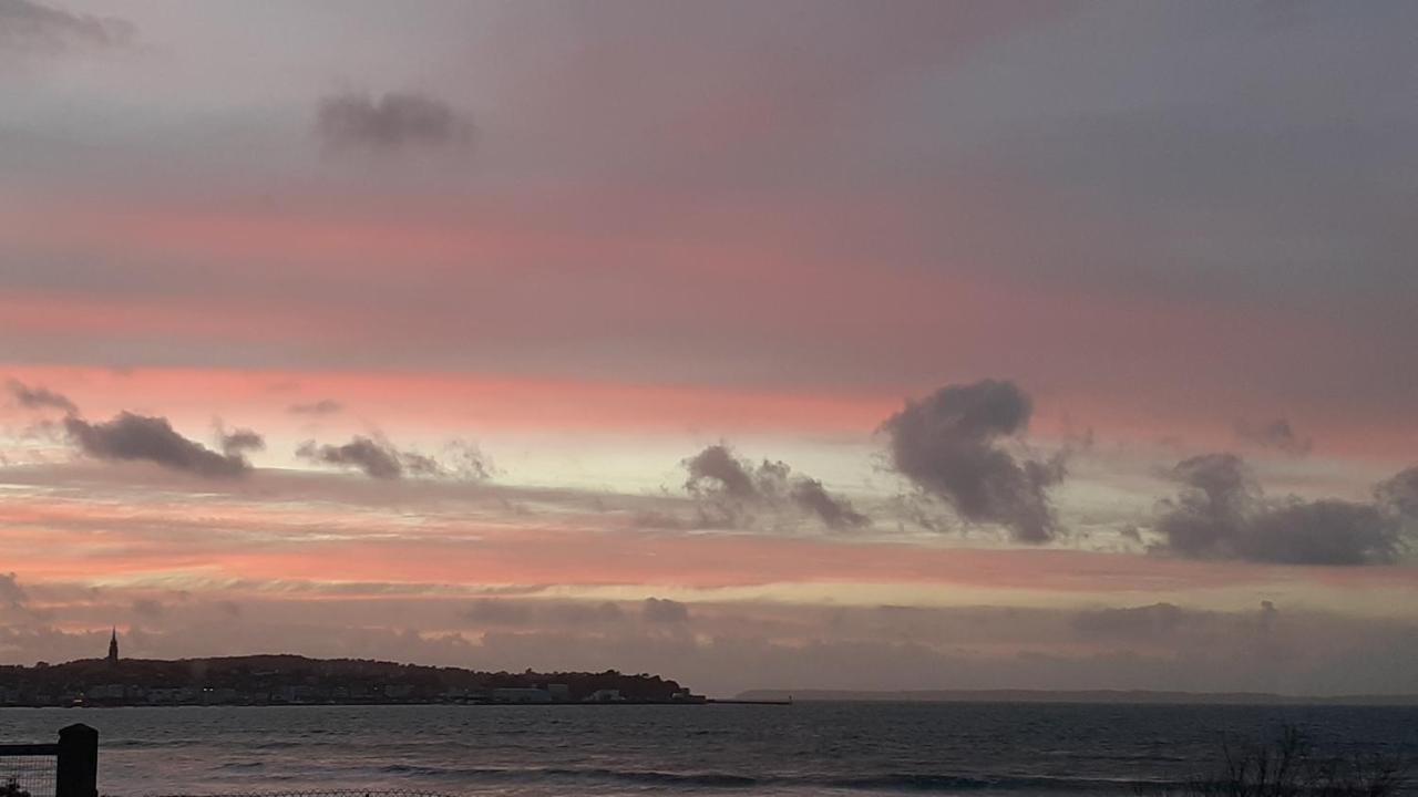 Le Studio Du Ris Douarnenez Exterior foto